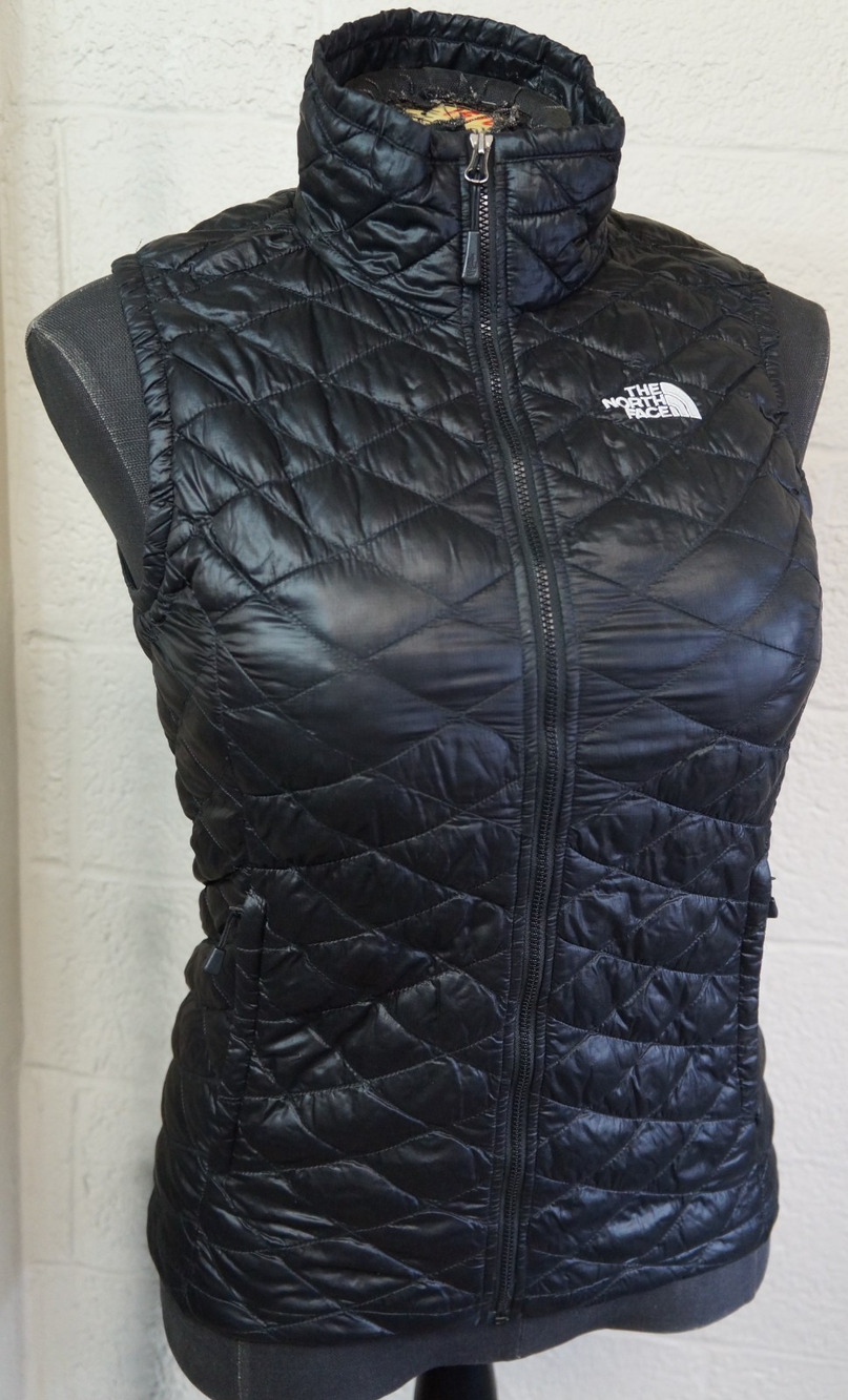 The North Face Womens ThermoBall Quilted Puffer Vest Black Full Zip Size Medium